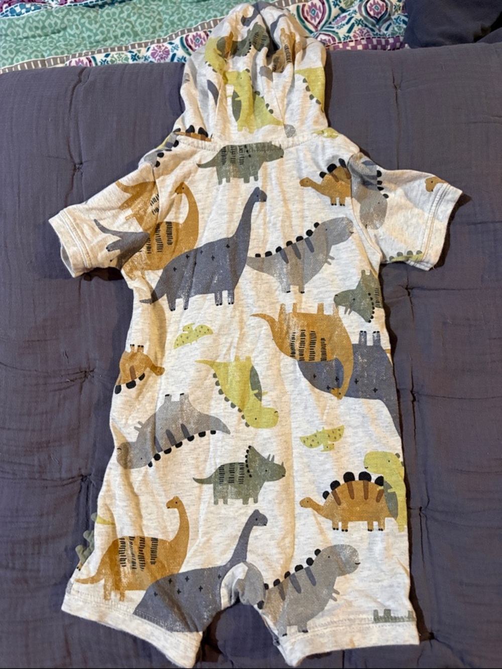 Kids Short-Sleeve Hooded Pajama Romper in Gray with Dinosaur Print - Picture 4 of 5
